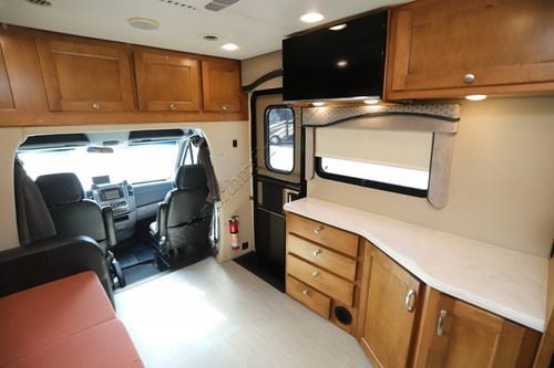 2017 Renegade Rv Vienna 25VMBS