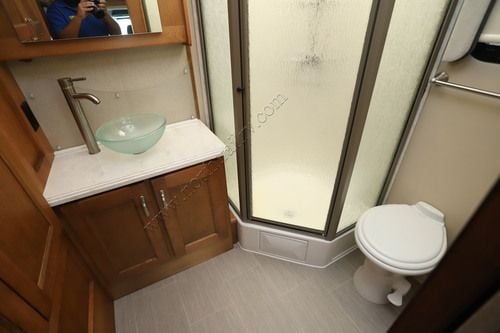 2017 Renegade Rv Vienna 25VMBS