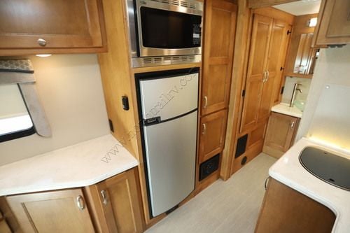 2017 Renegade Rv Vienna 25VMBS