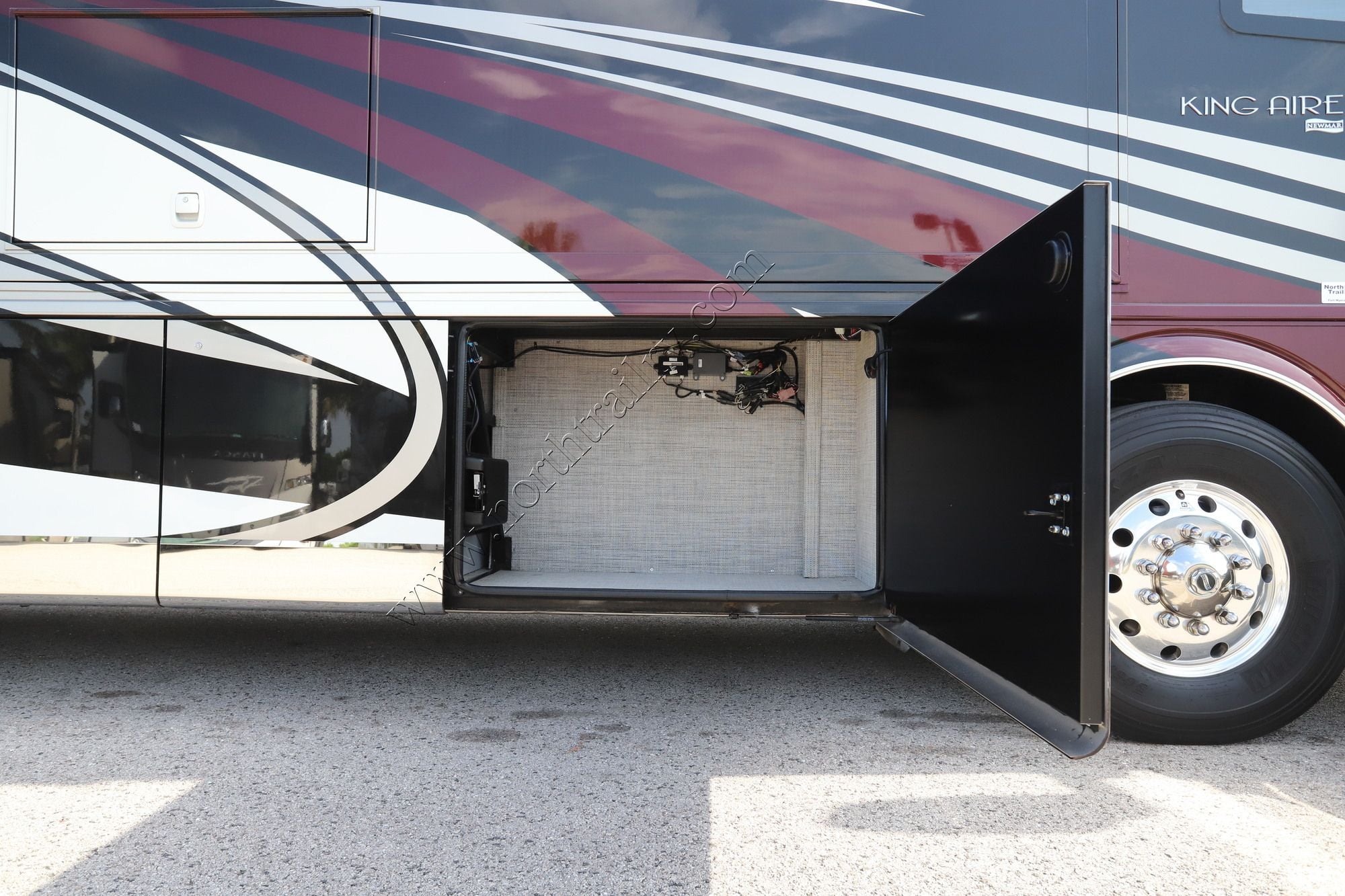 Used 2021 Newmar King Aire 4531 Class A  For Sale