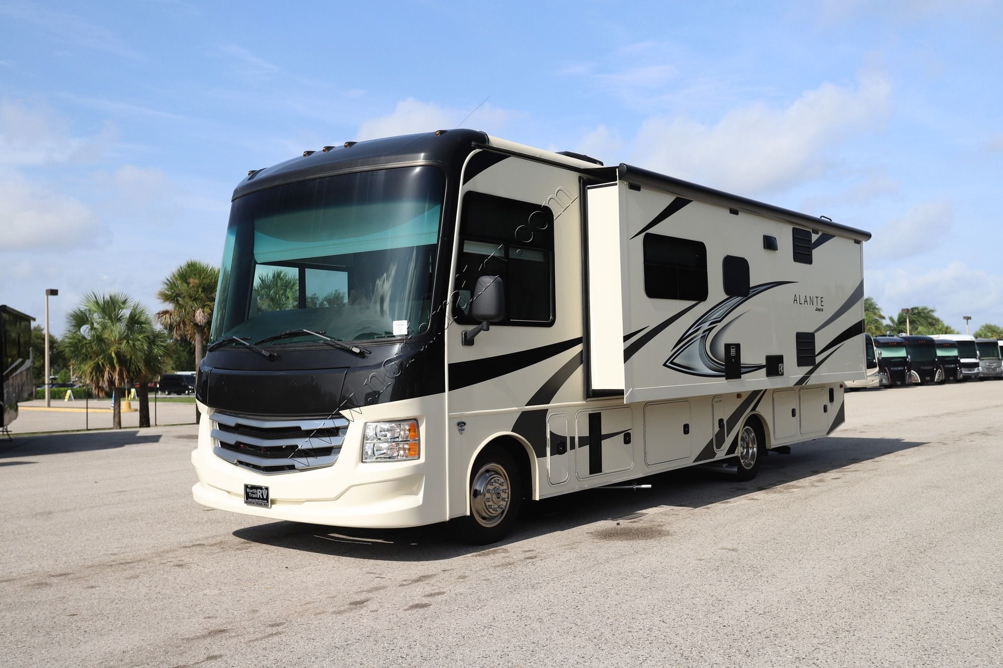 Used 2023 Jayco Alante 29S Class A  For Sale