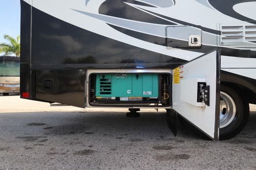 2017 Renegade Rv Vienna 25VMBS
