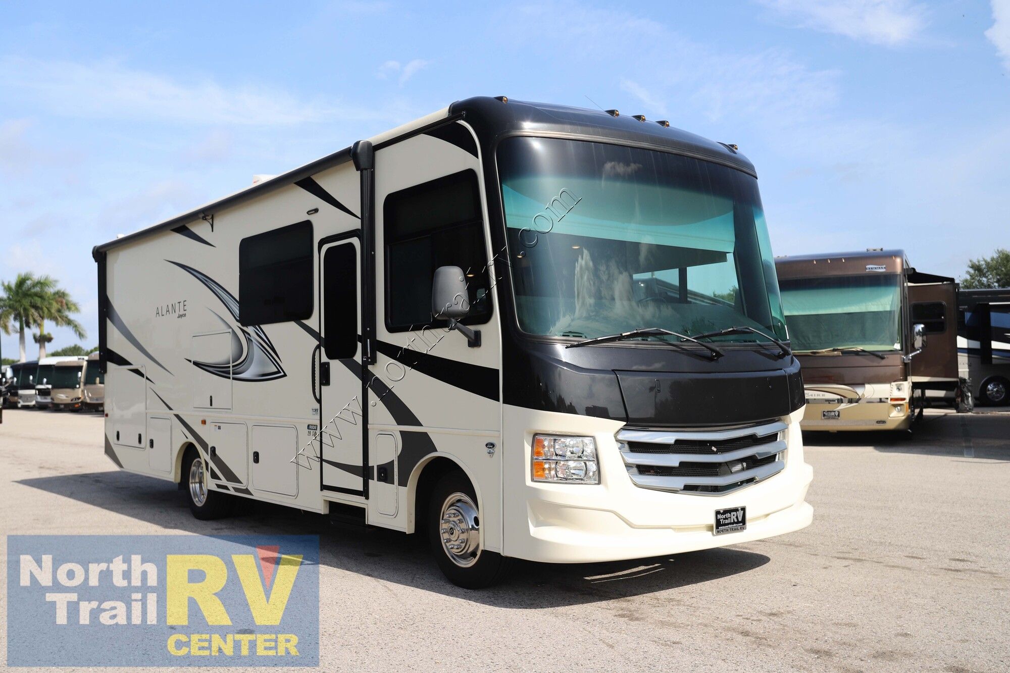 Used 2023 Jayco Alante 29S Class A  For Sale