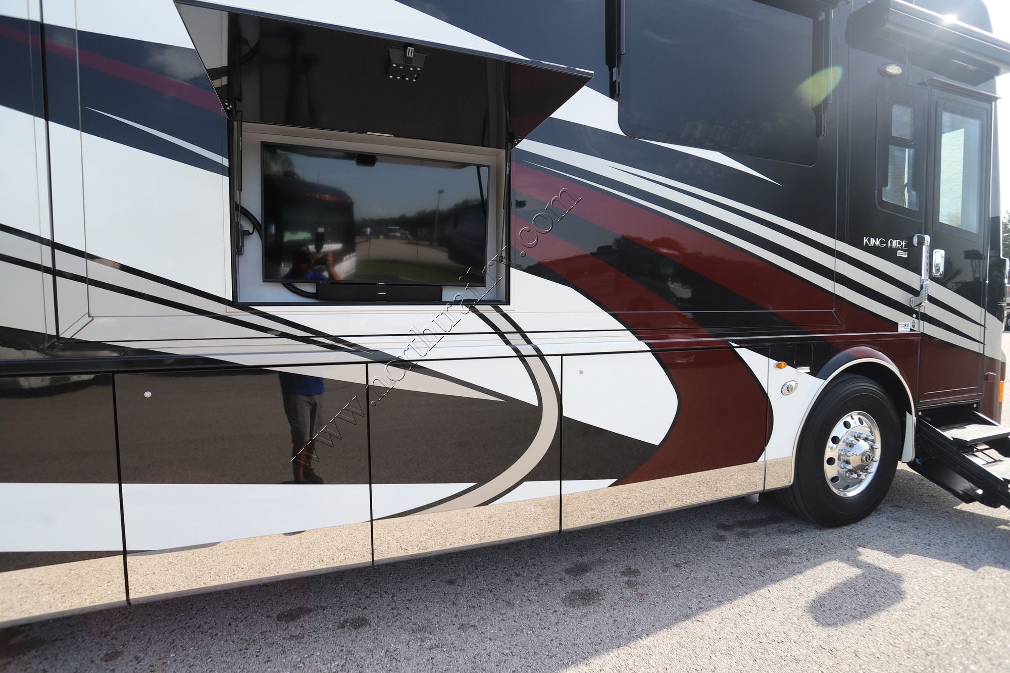 Used 2021 Newmar King Aire 4531 Class A  For Sale