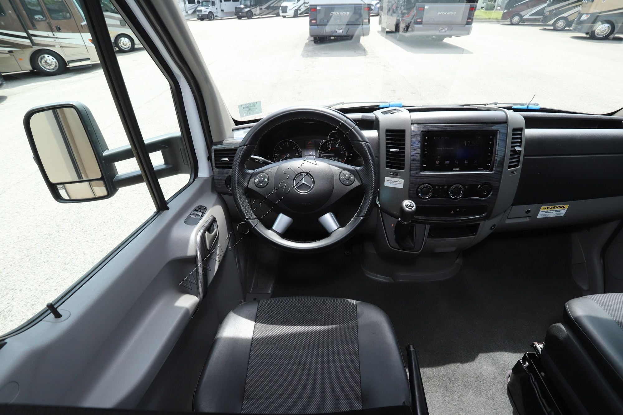 Used 2019 Renegade Rv Vienna 25VUCB Class C  For Sale
