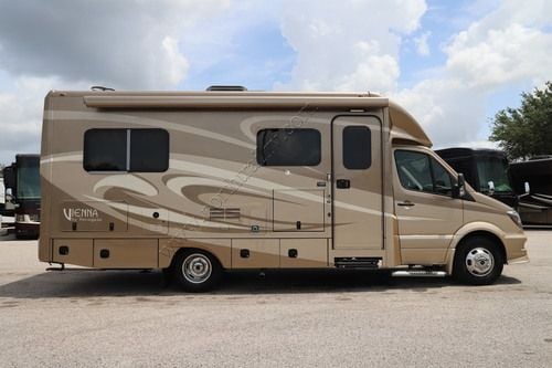 2019 Renegade Rv Vienna 25VUCB