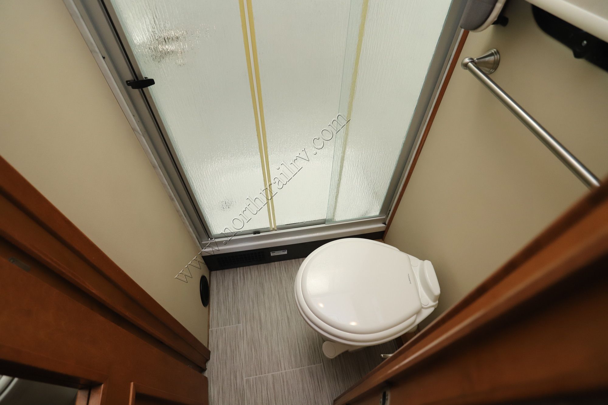Used 2019 Renegade Rv Vienna 25VUCB Class C  For Sale