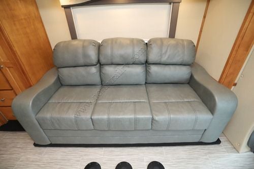 2019 Renegade Rv Vienna 25VUCB