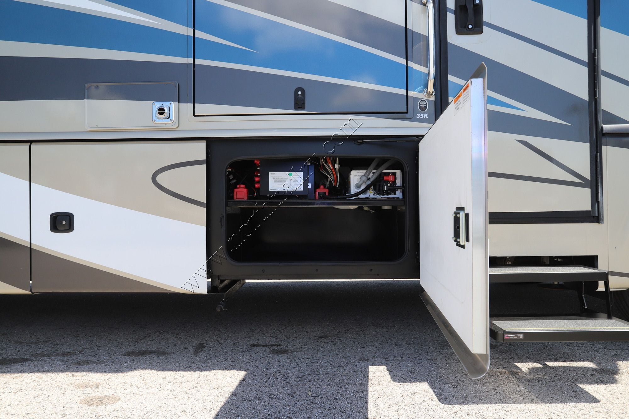 Used 2022 Fleetwood Bounder 35K Class A  For Sale