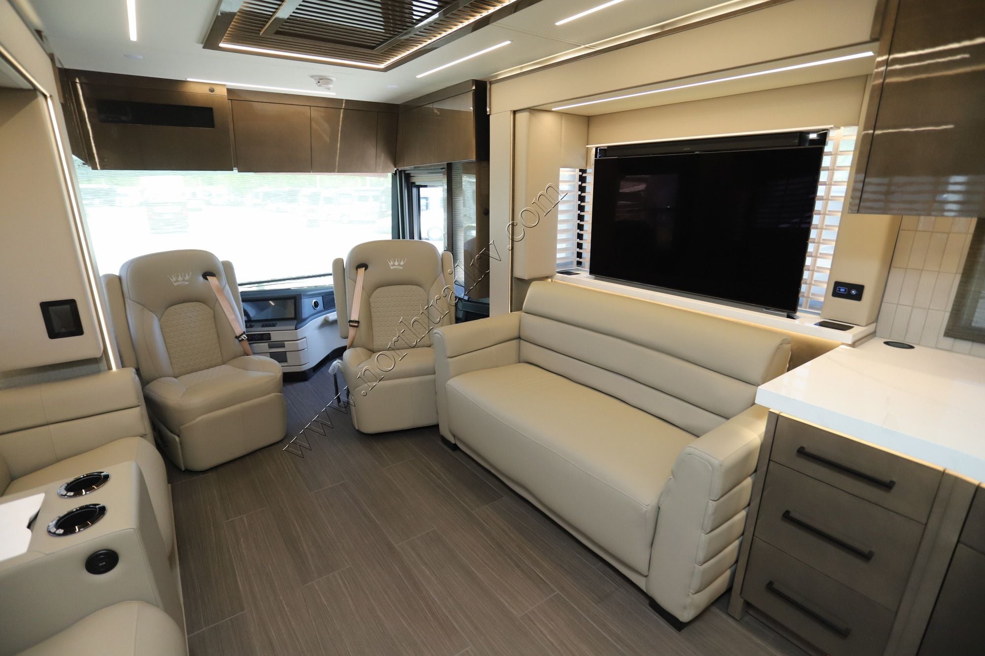 New 2027 Newmar King Aire 4531 Class A  For Sale