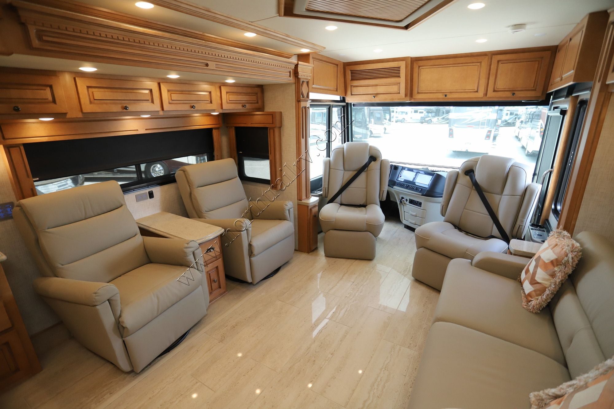 Used 2022 Newmar Dutch Star 4081 Class A  For Sale