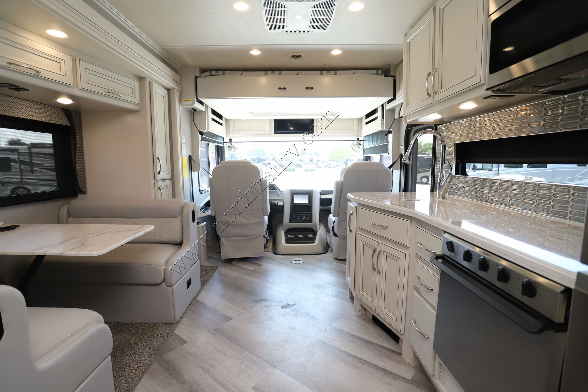 Used 2022 Fleetwood Bounder 35K Class A  For Sale