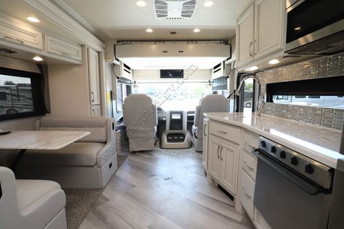 2022 Fleetwood Bounder 35K