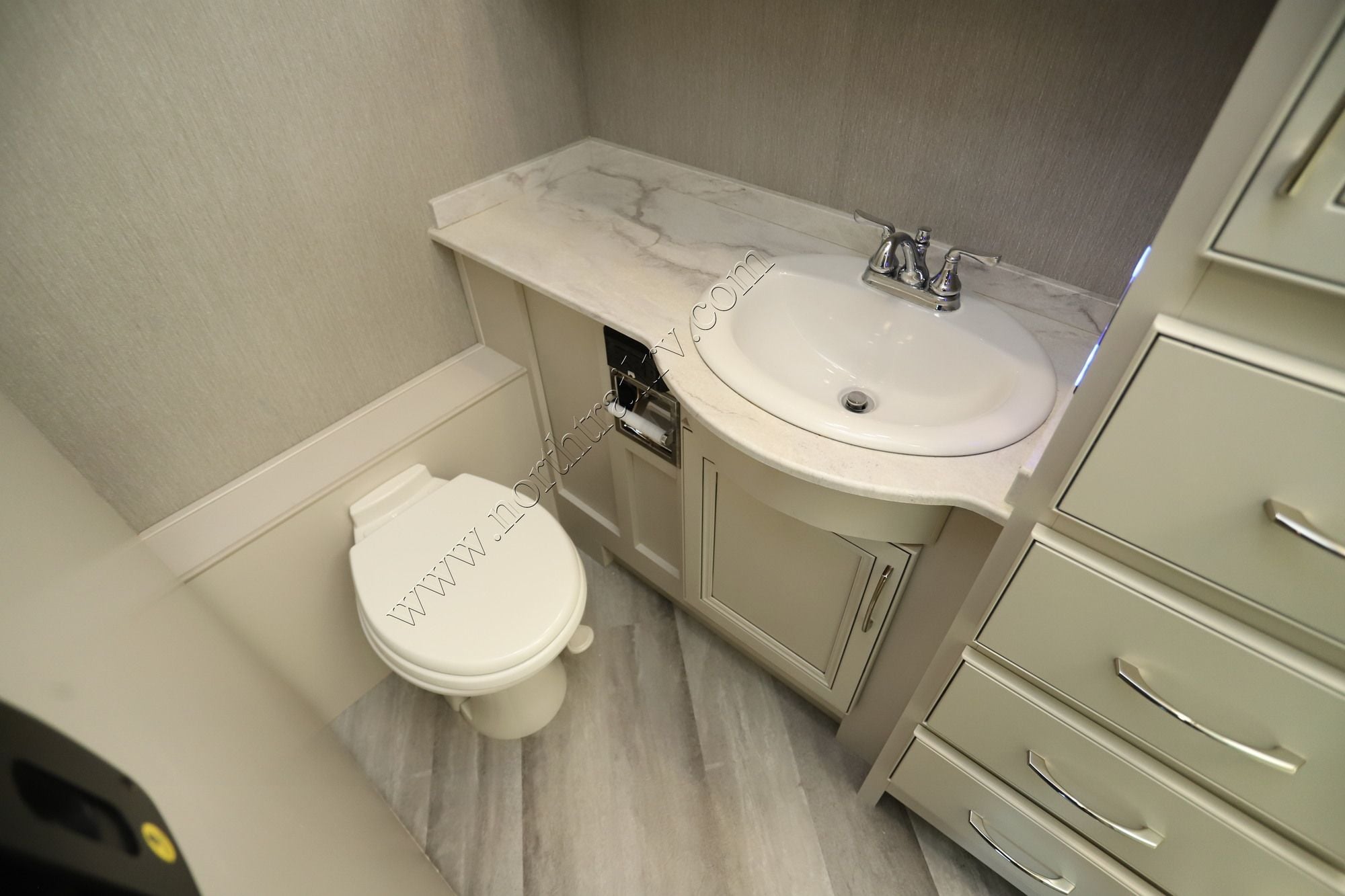 Used 2022 Fleetwood Bounder 35K Class A  For Sale