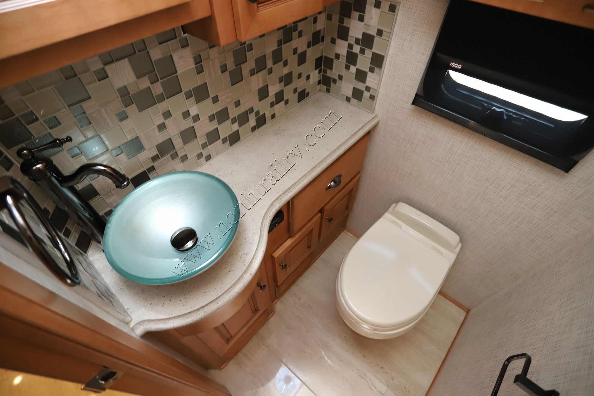 Used 2022 Newmar Dutch Star 4081 Class A  For Sale