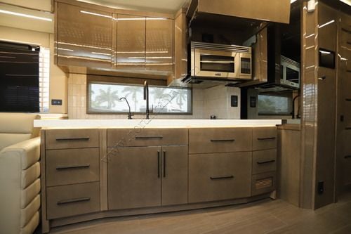 2027 Newmar King Aire 4531