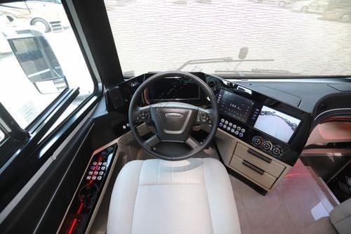 2026 Tiffin Motor Homes Zephyr 45PZ