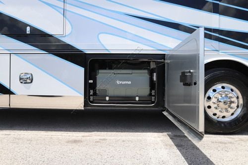 2026 Tiffin Motor Homes Zephyr 45PZ
