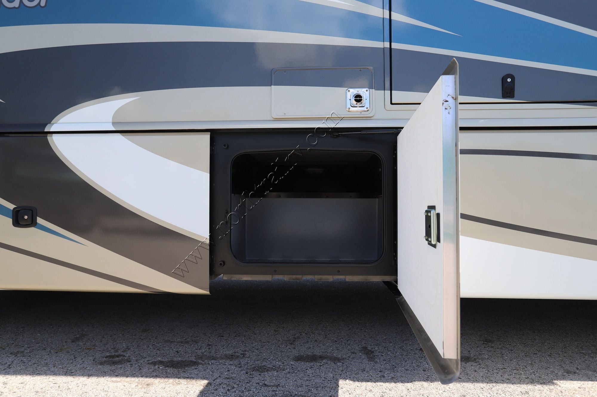 Used 2022 Fleetwood Bounder 35K Class A  For Sale