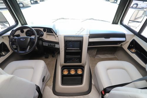 2022 Fleetwood Bounder 35K