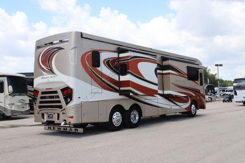 2022 Newmar Dutch Star 4081