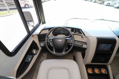 2022 Fleetwood Bounder 35K