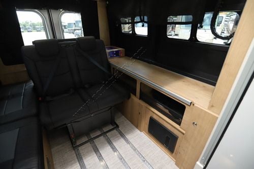 2027 Airstream Rangeline 21PL
