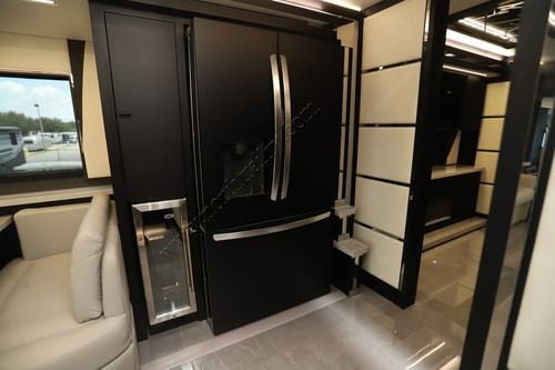 2026 Tiffin Motor Homes Zephyr 45PZ
