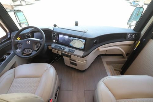 2027 Newmar King Aire 4531