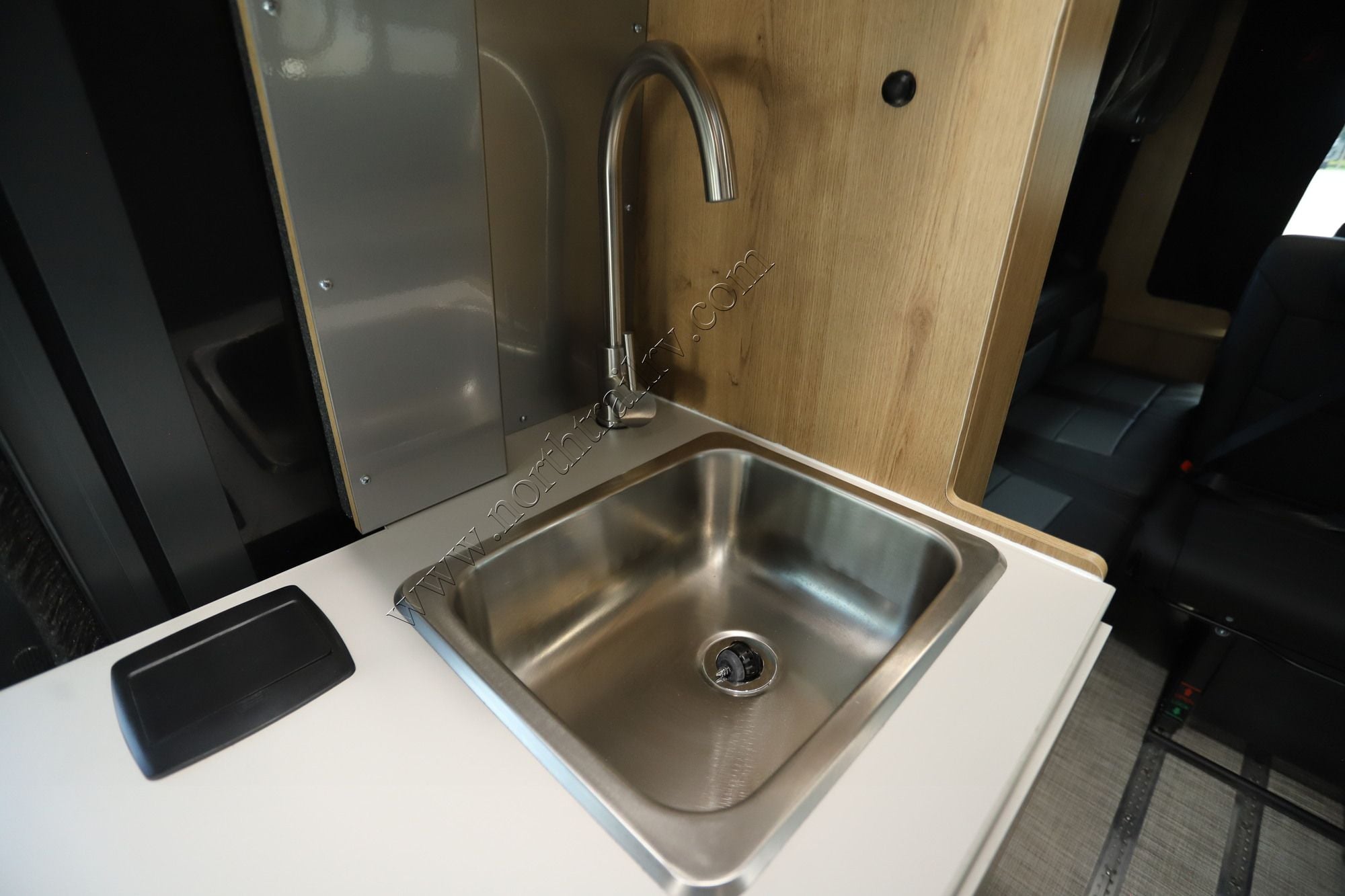 New 2027 Airstream Rangeline 21PL Class B  For Sale