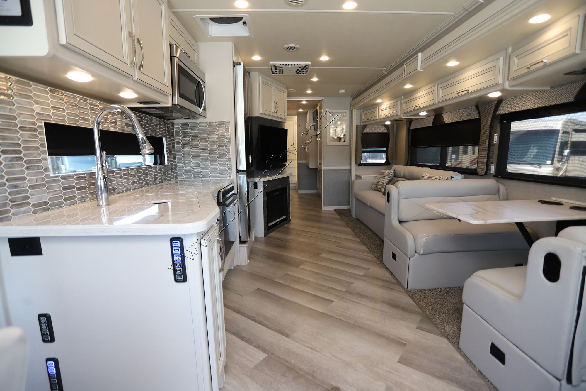 Used 2022 Fleetwood Bounder 35K Class A  For Sale