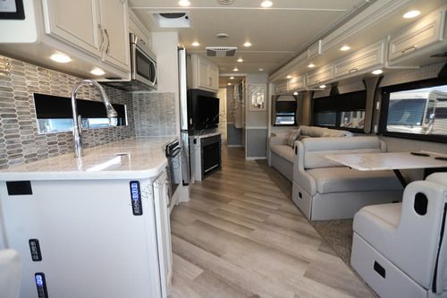 2022 Fleetwood Bounder 35K