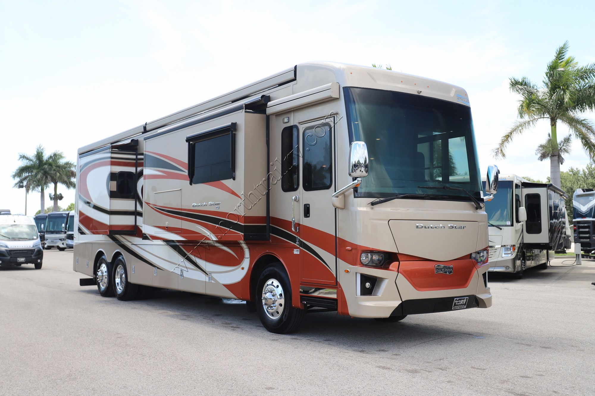 Used 2022 Newmar Dutch Star 4081 Class A  For Sale