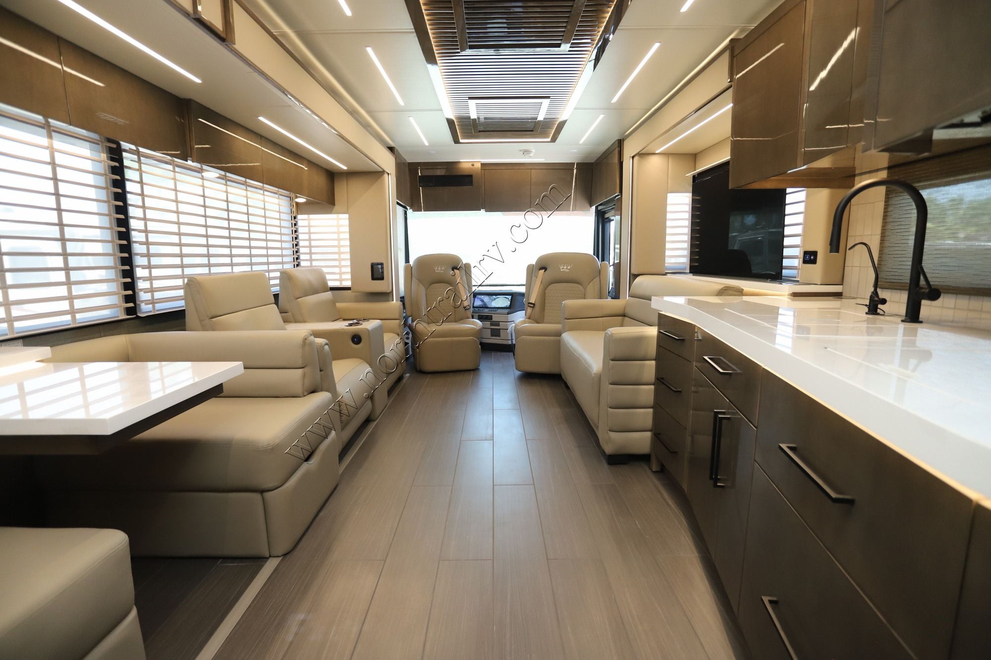 New 2027 Newmar King Aire 4531 Class A  For Sale