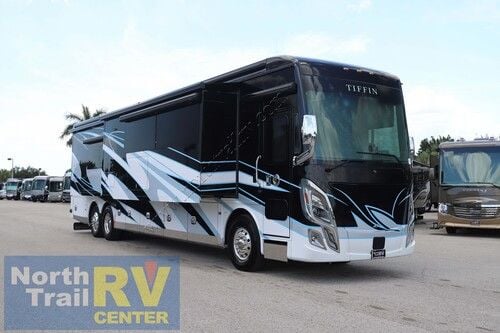 2026 Tiffin Motor Homes Zephyr 45PZ