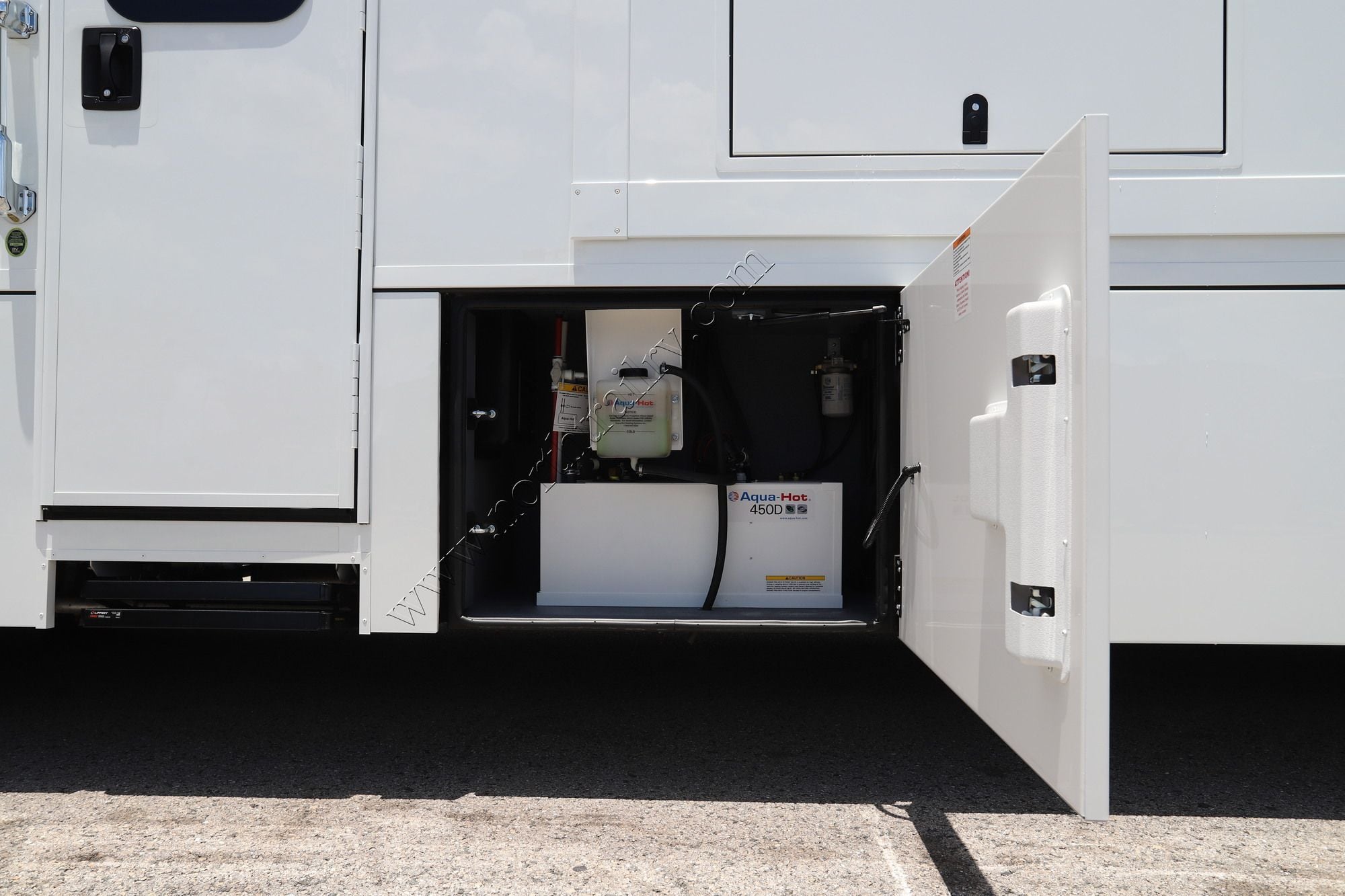 Used 2026 Renegade Rv Explorer 40EBH Super C  For Sale