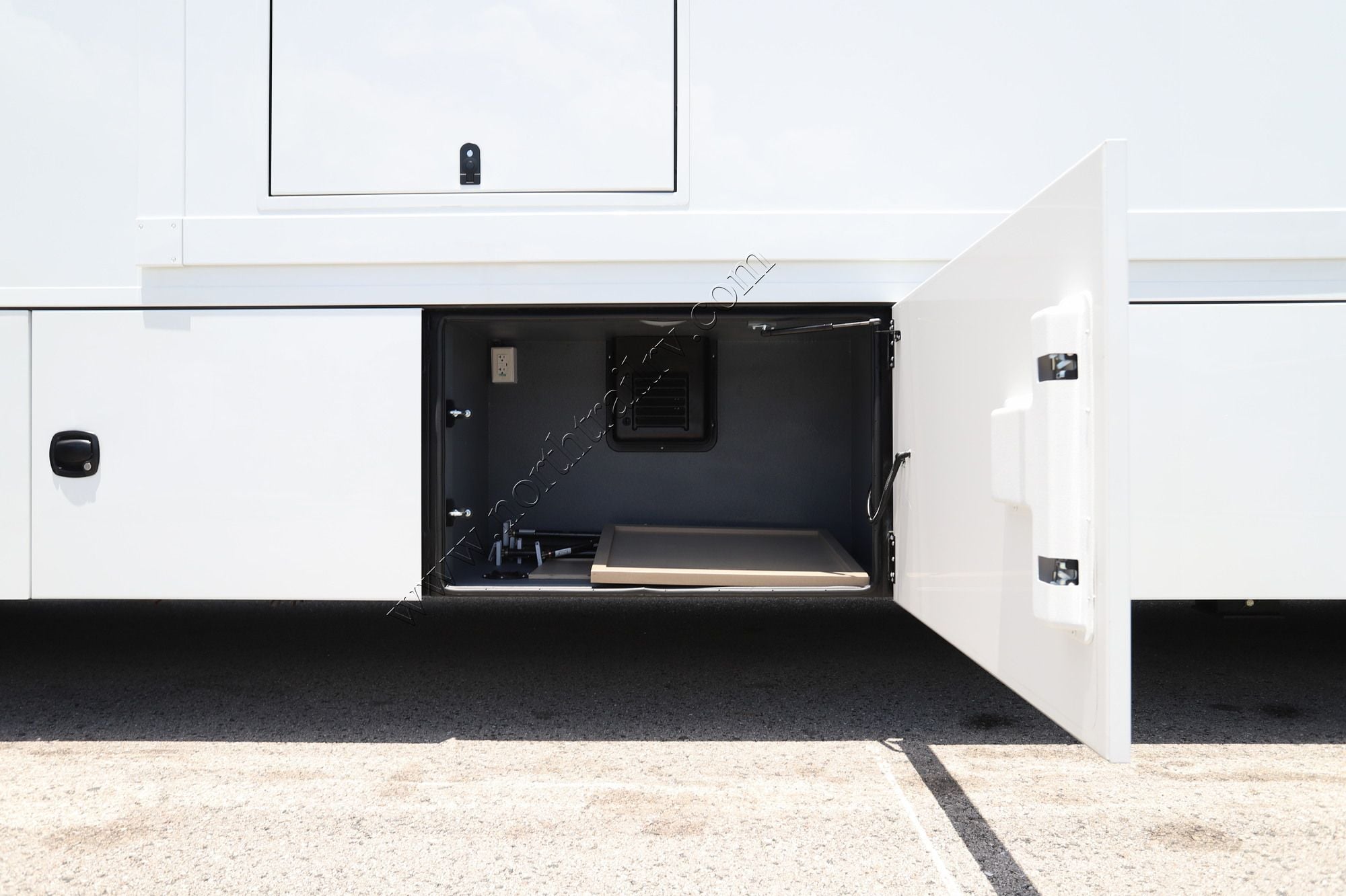 Used 2026 Renegade Rv Explorer 40EBH Super C  For Sale