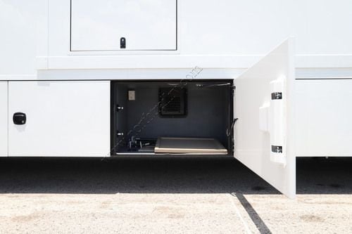 2026 Renegade Rv Explorer 40EBH Super C