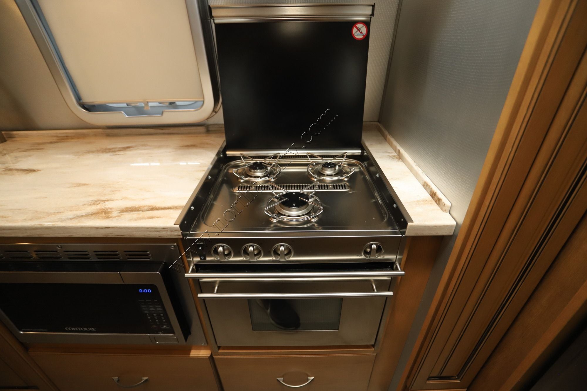 2019 Airstream Classic 33FB Travel Trailer Used  For Sale