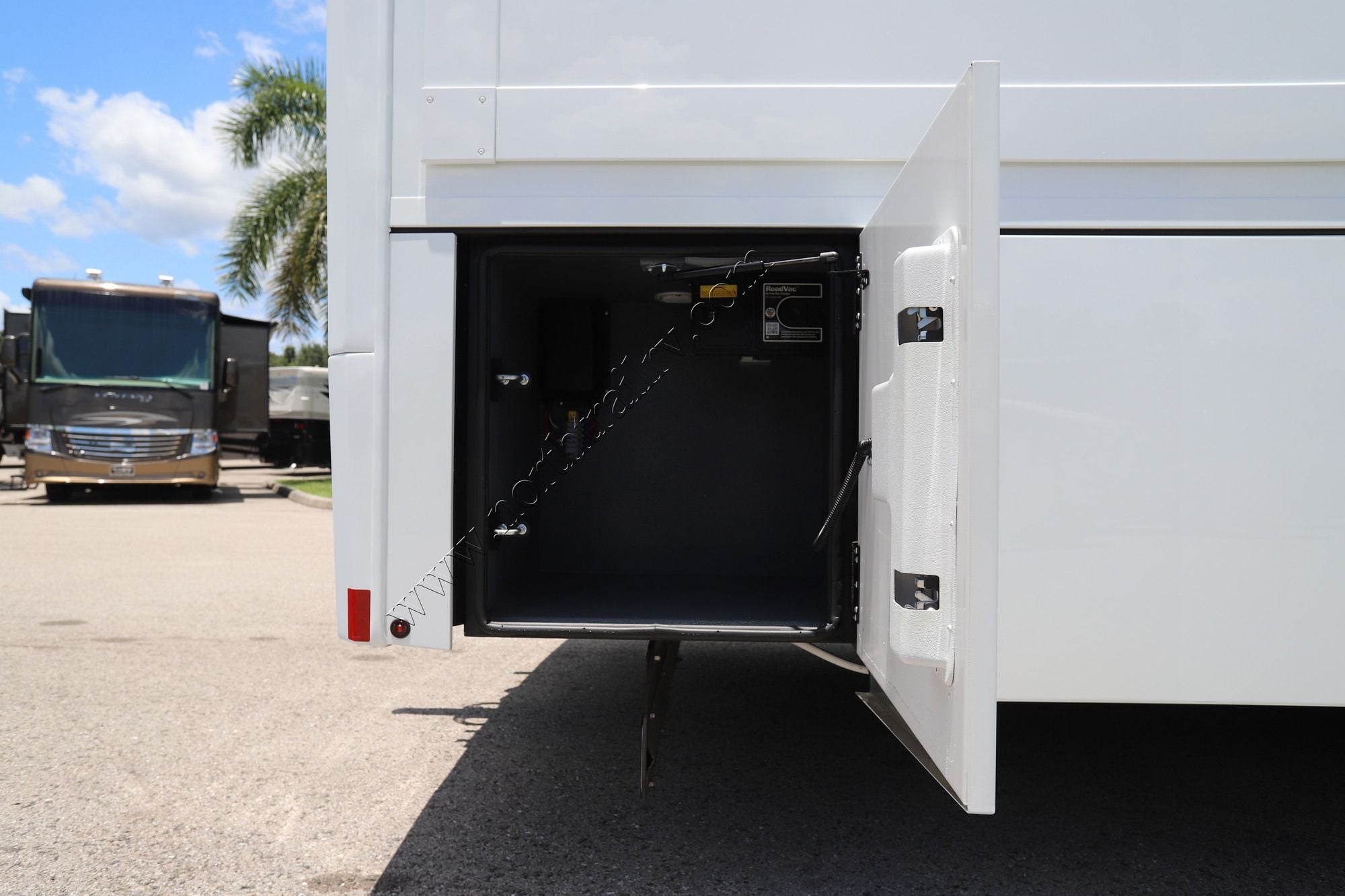 Used 2026 Renegade Rv Explorer 40EBH Super C  For Sale