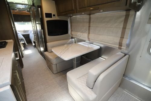 2027 Airstream Classic 30RB