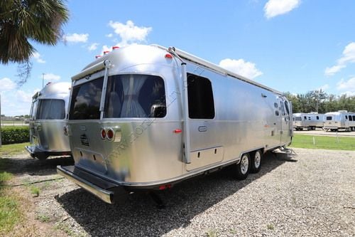 2027 Airstream Classic 30RB