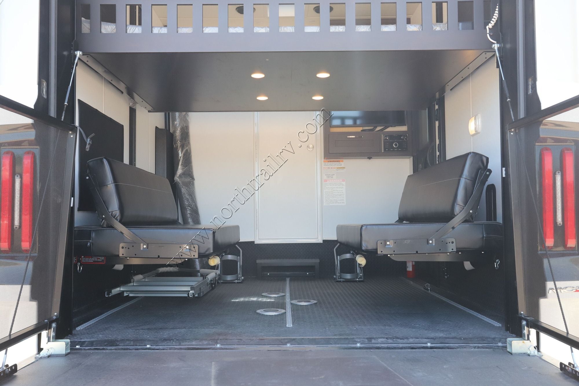 New 2027 Newmar Canyon Star 3947 Class A  For Sale