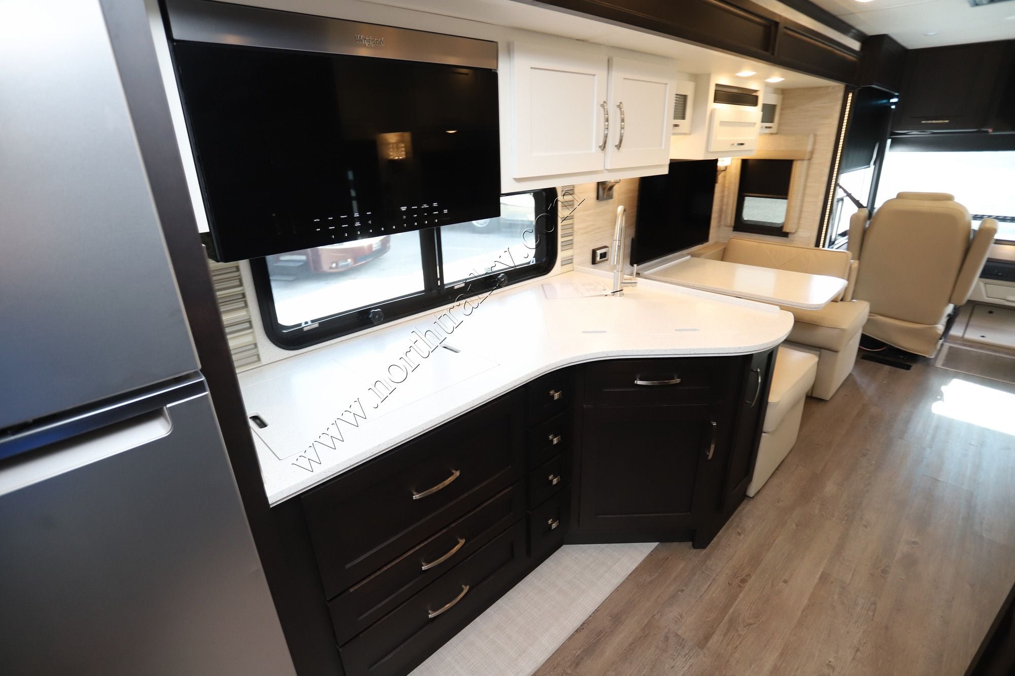 New 2027 Newmar Canyon Star 3947 Class A  For Sale