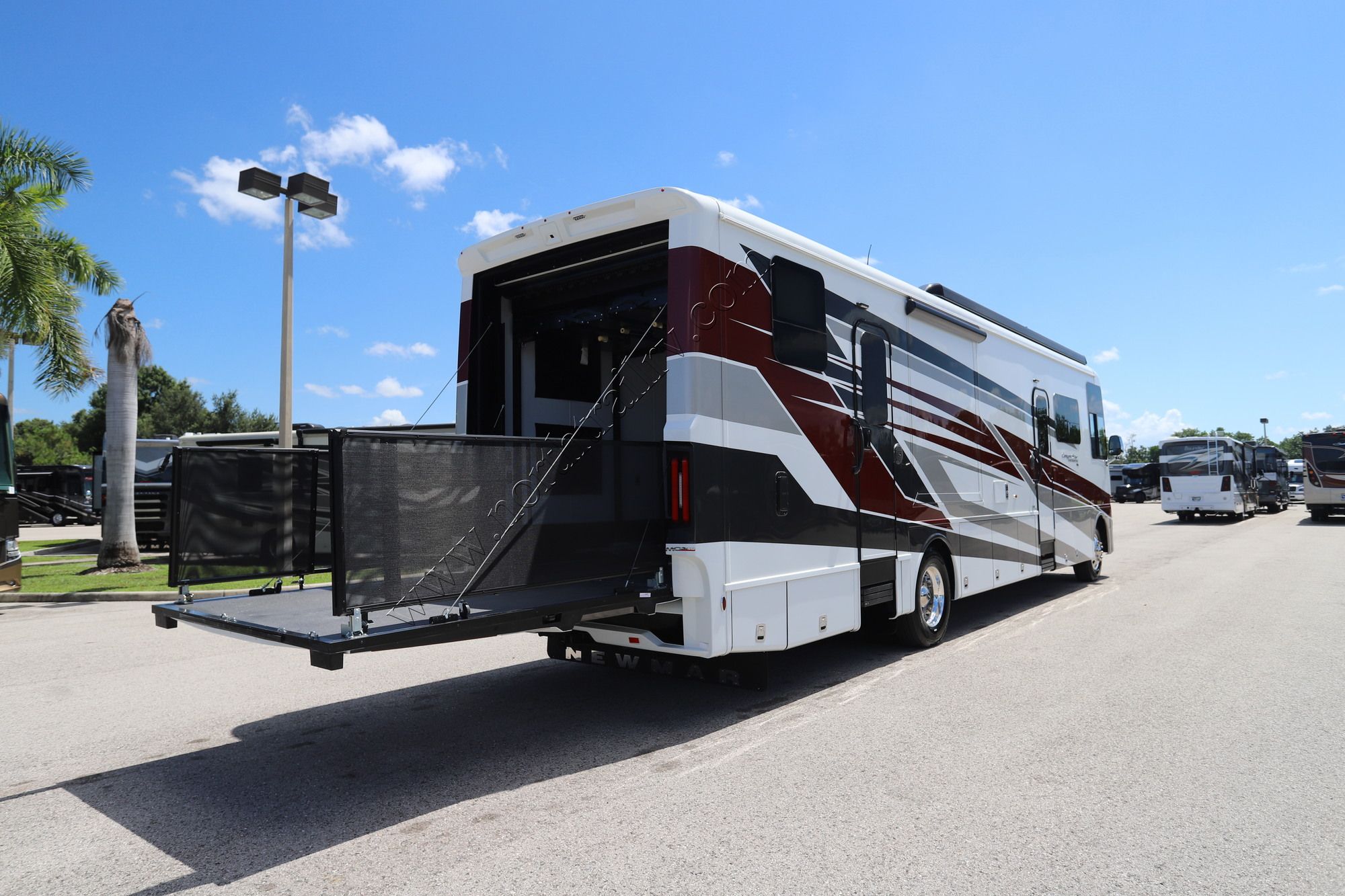 New 2027 Newmar Canyon Star 3947 Class A  For Sale