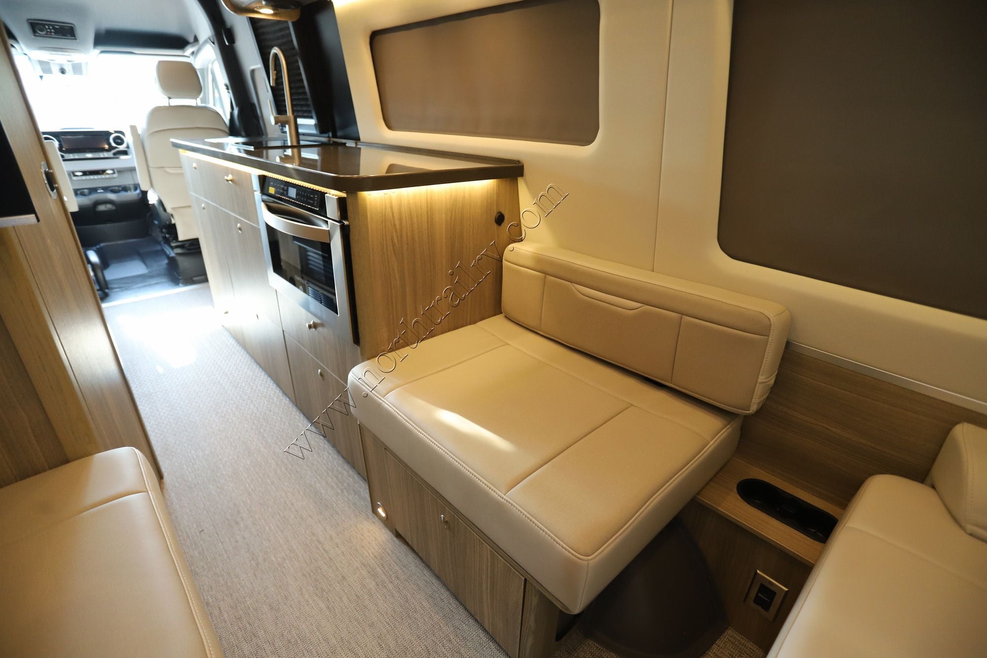 2027 Airstream Interstate 24GT  Class B New  For Sale