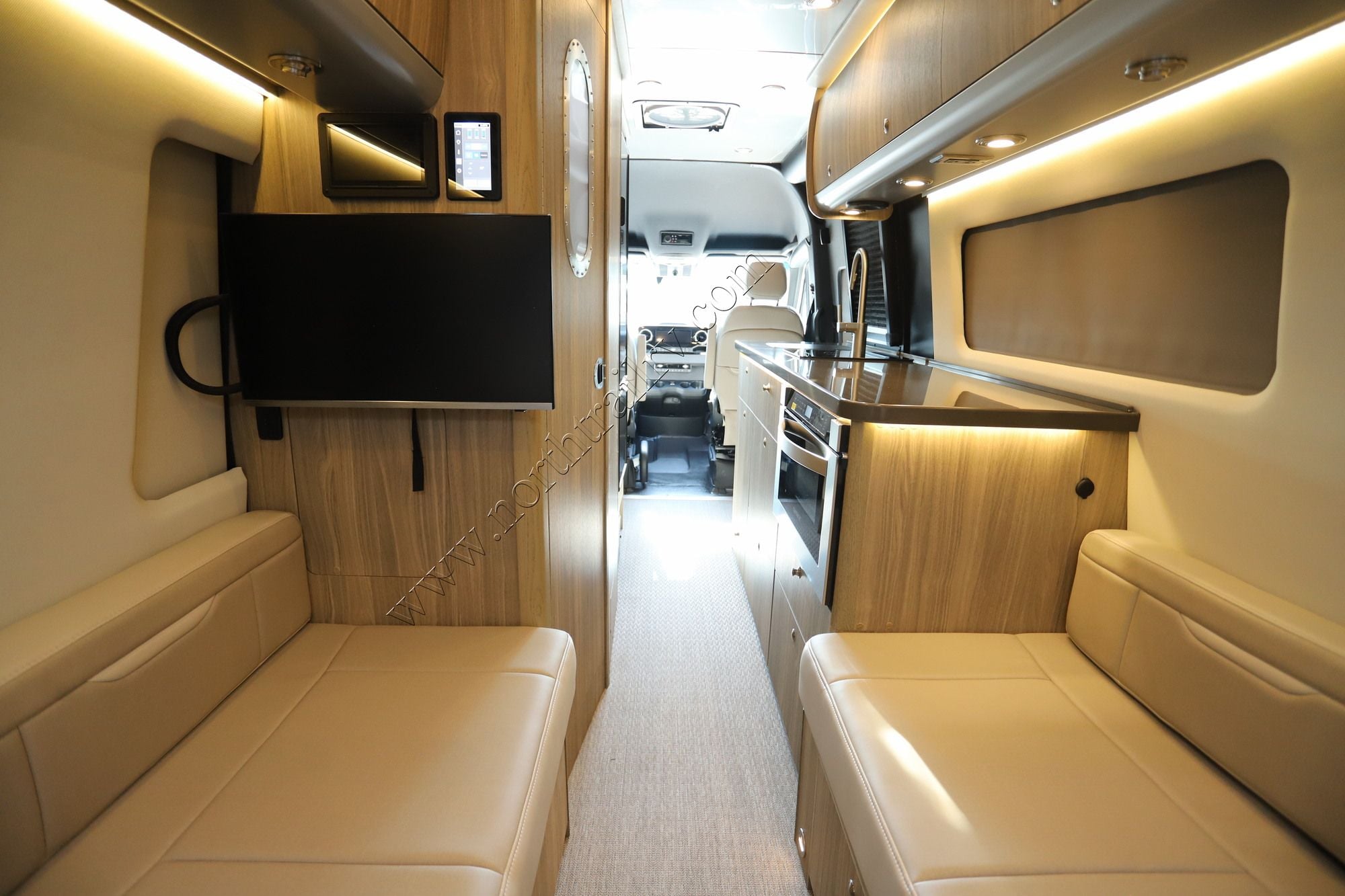 2027 Airstream Interstate 24GT  Class B New  For Sale