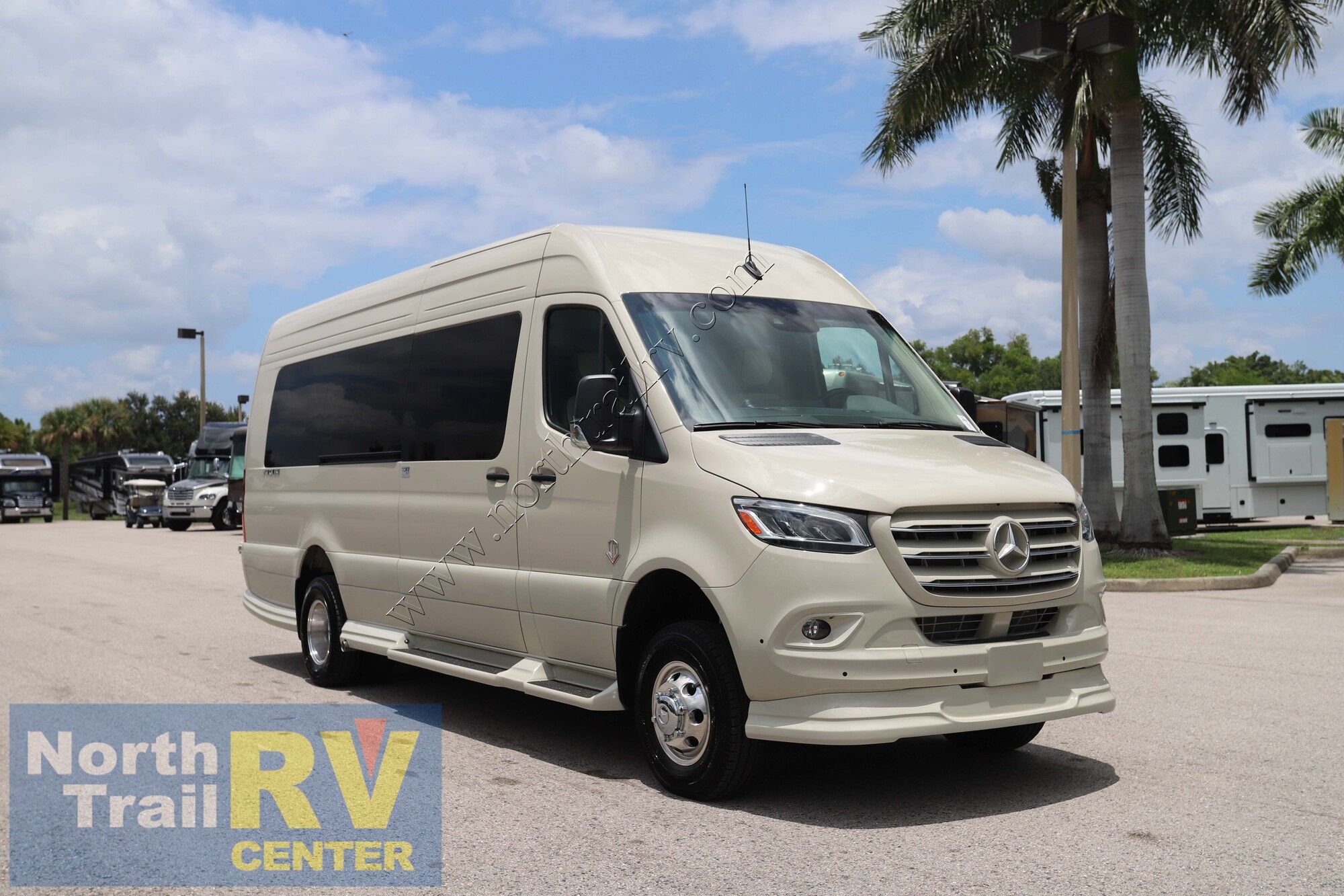 Used 2025 Ogc V Cruise 10OBA Class B  For Sale