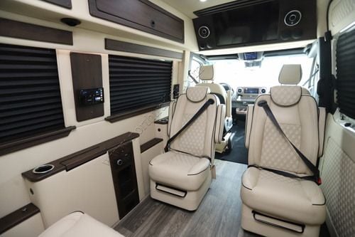 2025 Ogc V Cruise 10OBA