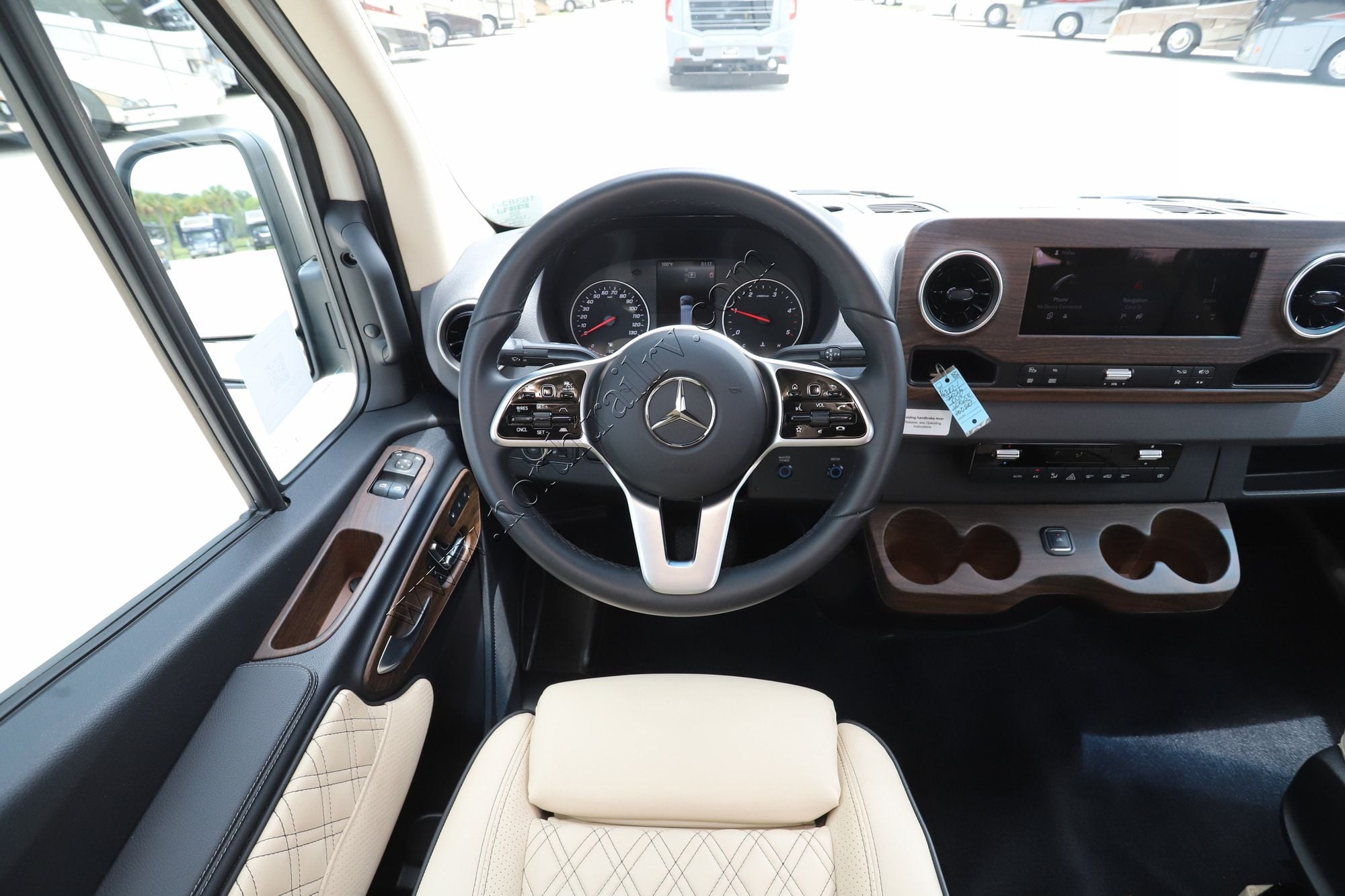 Used 2025 Ogc V Cruise 10OBA Class B  For Sale
